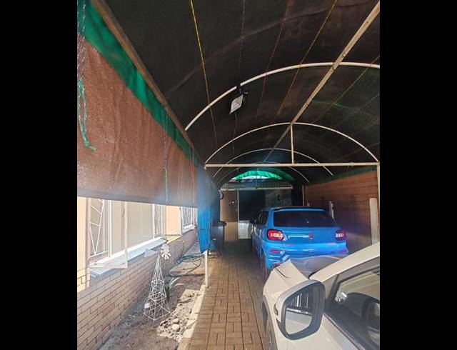 3 BEDROOM HOUSE FOR SALE IN DASPOORT ESTATE